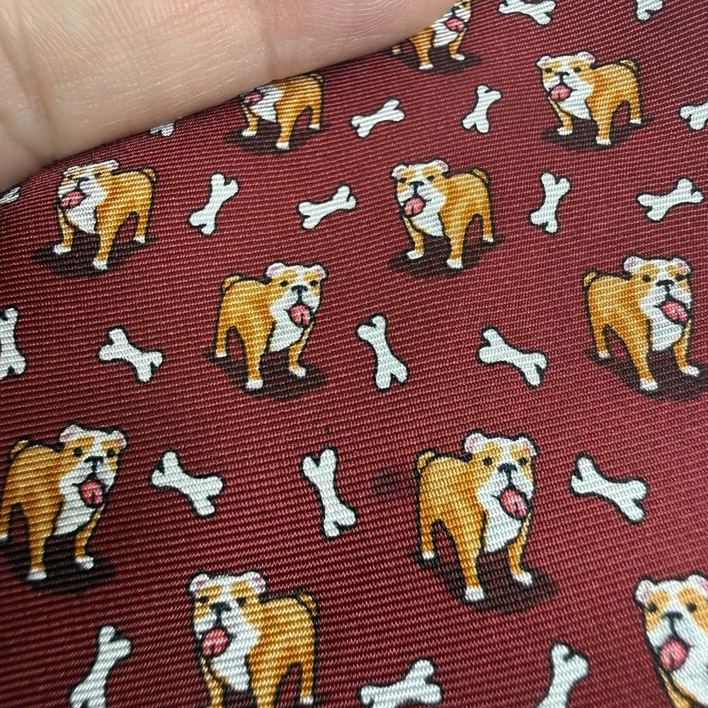 NWOT Alynn Men's Silk Necktie Looking‎ Fetching Dog Red 3 1/4